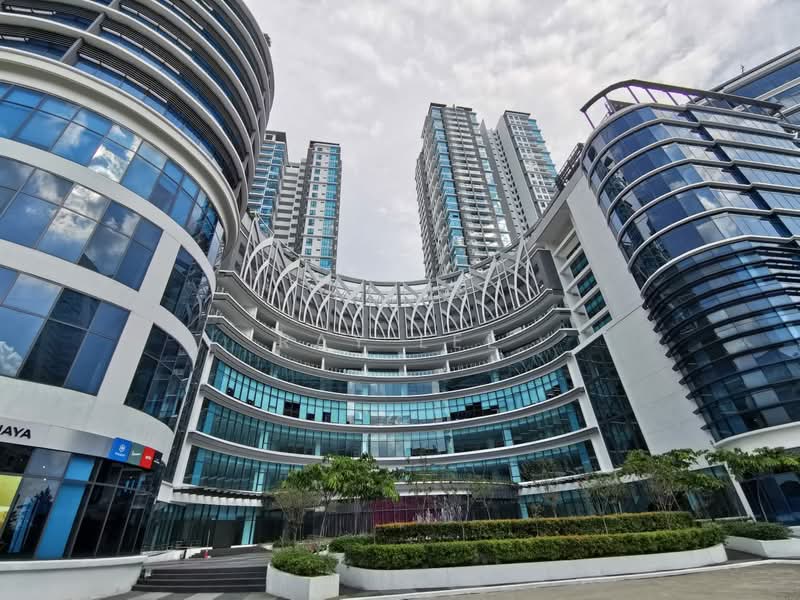 Kediaman Servis untuk Dijual di Pacific Star (Service Residence) - Ray Lee - Exterior - PropertyGuru.com.my