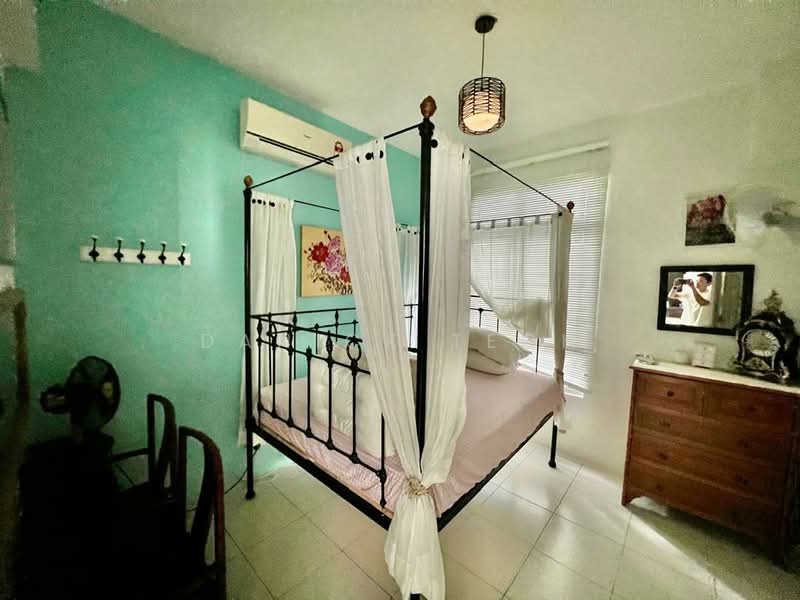 Condominium for Rent at 10 Island Resort - Danick Teoh - Bedroom - PropertyGuru.com.my