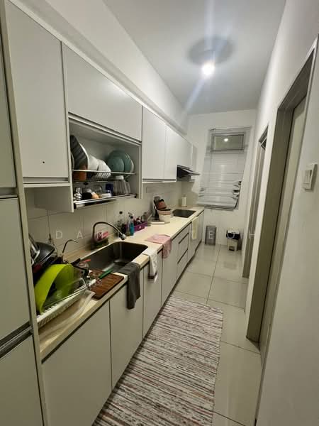 Condominium for Rent at 10 Island Resort - Danick Teoh - Kitchen - PropertyGuru.com.my