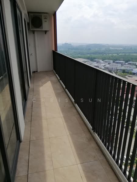 Servis Apartment untuk Dijual di Emporis - Chris Sun - Balcony - PropertyGuru.com.my