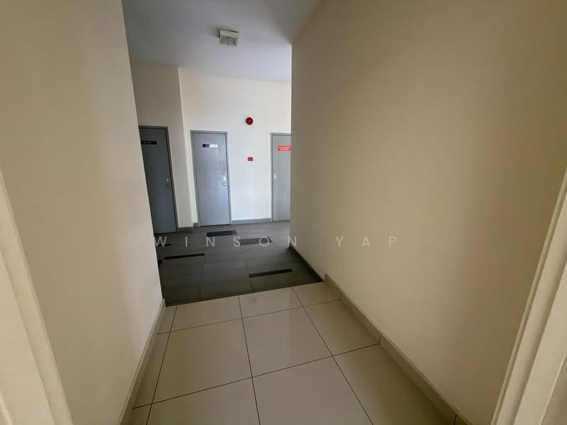 Pangsapuri untuk Dijual di Impian Senibong Apartment - Winson Yap - Corridor - PropertyGuru.com.my