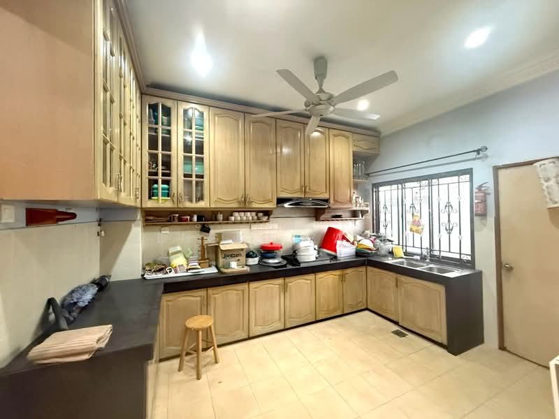Rumah Teres 2 Tingkat untuk Dijual di Bandar Nusaputra (Puchong) - Tengku Zairi - PropertyGuru.com.my