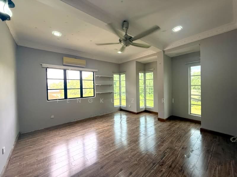 Rumah Teres 2 Tingkat untuk Dijual di Bandar Nusaputra (Puchong) - Tengku Zairi - PropertyGuru.com.my