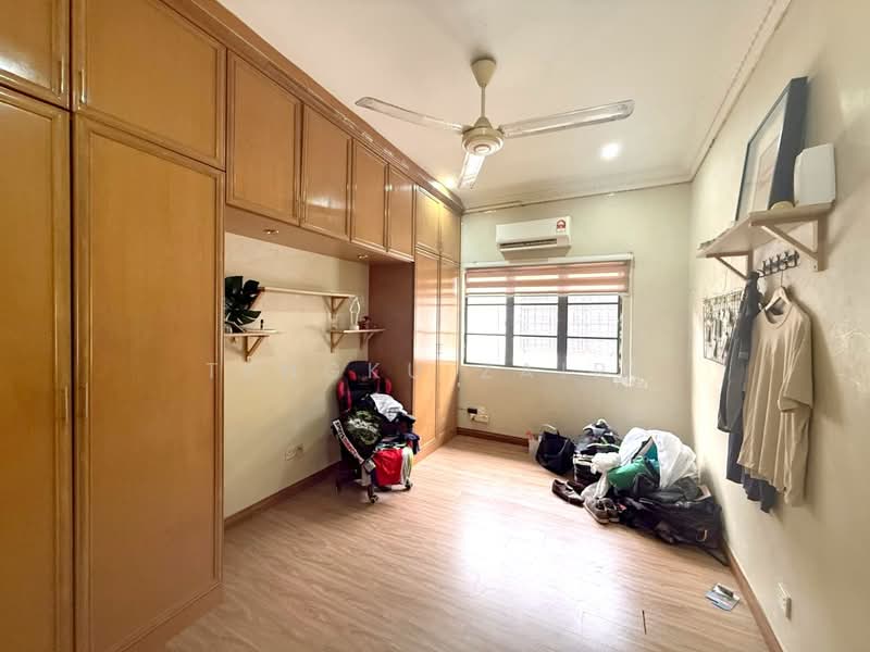 Rumah Teres 2 Tingkat untuk Dijual di Bandar Nusaputra (Puchong) - Tengku Zairi - PropertyGuru.com.my