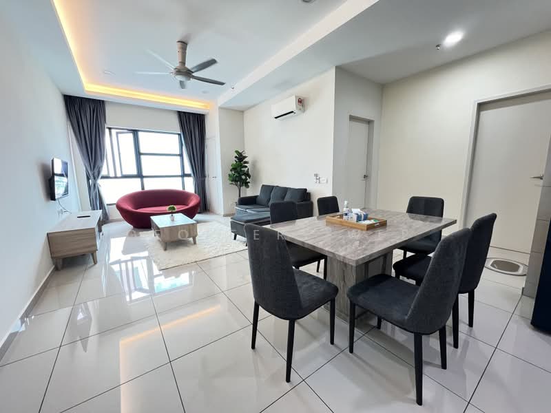 Servis Apartment untuk Disewa di Ong Kim Wee Residence - Geoffery Wee - Living Room - PropertyGuru.com.my