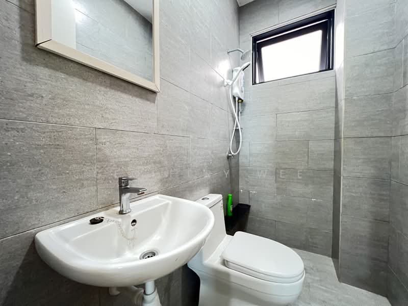 Servis Apartment untuk Disewa di Ong Kim Wee Residence - Geoffery Wee - Bathroom - PropertyGuru.com.my