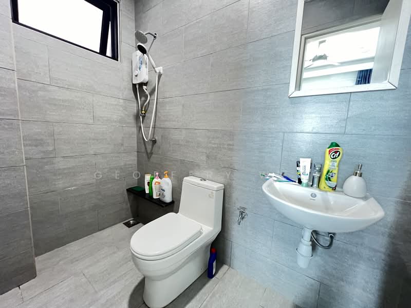 Servis Apartment untuk Disewa di Ong Kim Wee Residence - Geoffery Wee - Bathroom - PropertyGuru.com.my