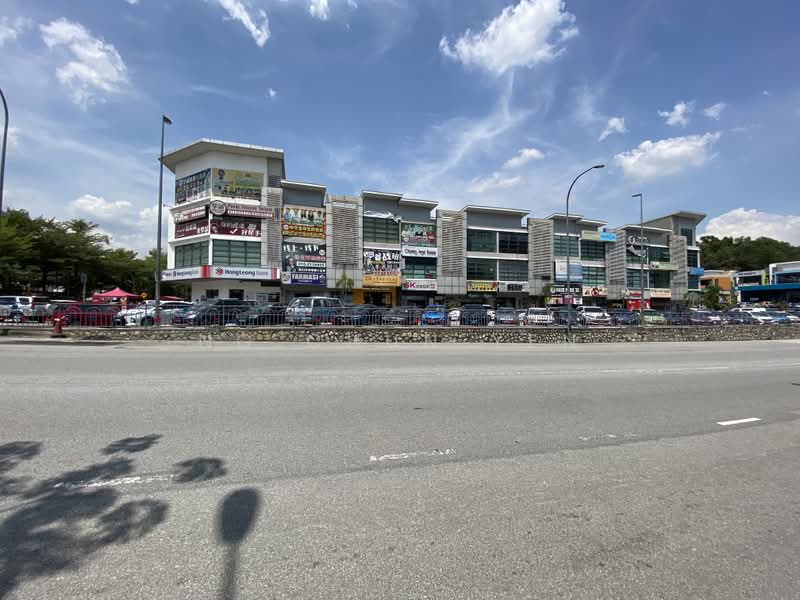 Shop for Sale in Taman Bukit Serdang (Seri Kembangan) - Ng Chun Yen - Exterior - PropertyGuru.com.my