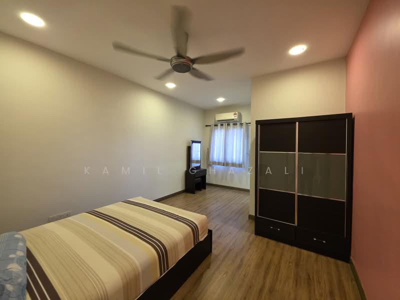 Rumah Teres 2 Tingkat untuk Dijual di Presint 11 (Putrajaya) - Kamil Ghazali - Bedroom - PropertyGuru.com.my