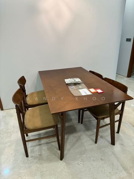 Servis Apartment untuk Disewa di Sky Suites @ KLCC - Mandy Khoo - Dining Room - PropertyGuru.com.my