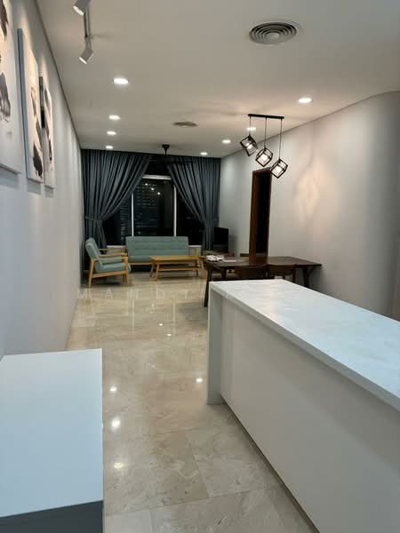 Servis Apartment untuk Disewa di Sky Suites @ KLCC - Mandy Khoo - Living Room - PropertyGuru.com.my