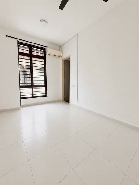 Cluster House for Sale in Setia Tropika (Johor Bahru) - Shi Ting - PropertyGuru.com.my