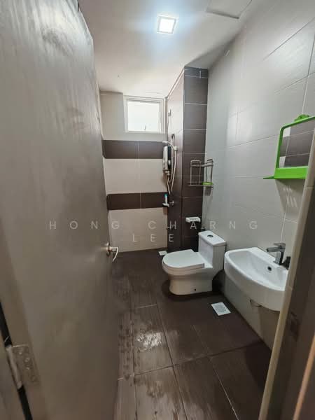 Condominium for Rent at M Condominium @ Larkin - Hong Charng Lee - Bathroom - PropertyGuru.com.my
