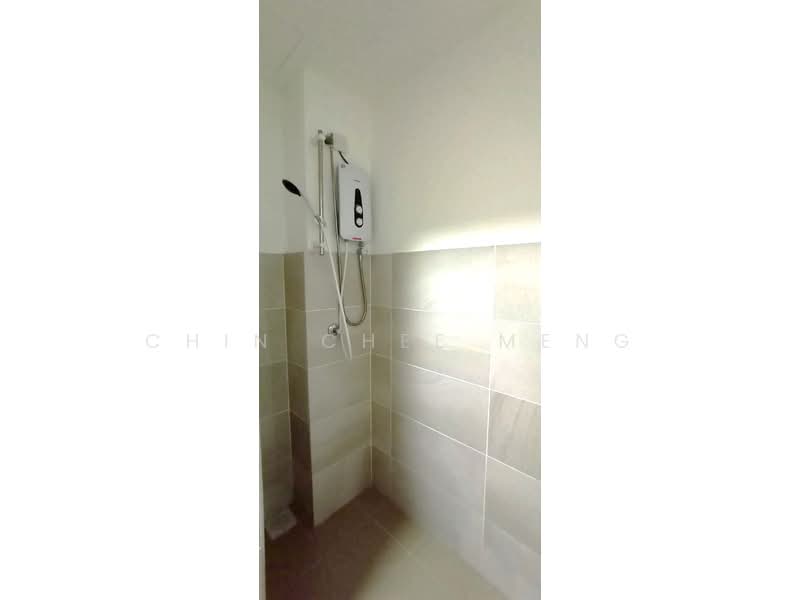 Service Residence for Sale at Axis Crown - Chin Chee Meng - Bathroom - PropertyGuru.com.my