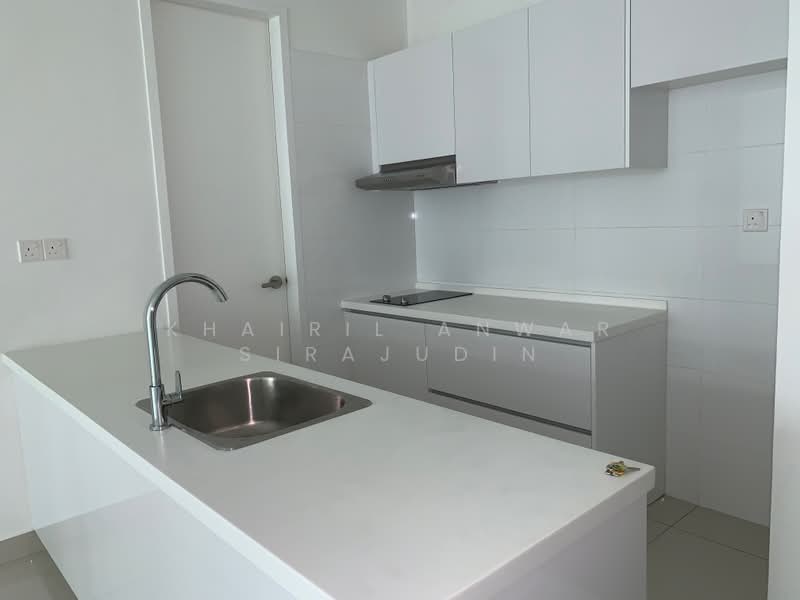 Service Residence for Sale at H2O Residences - Khairil Anwar Sirajudin - Kitchen - PropertyGuru.com.my