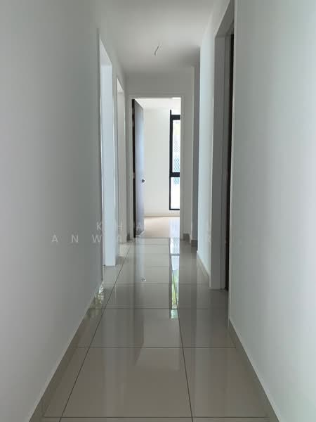 Service Residence for Sale at H2O Residences - Khairil Anwar Sirajudin - Corridor - PropertyGuru.com.my