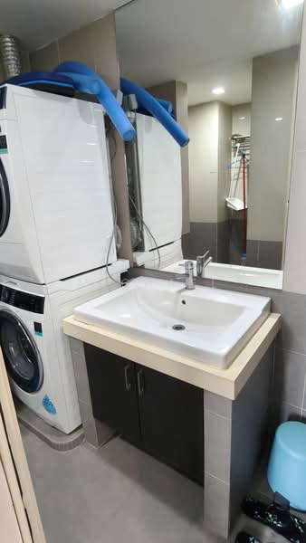 Servis Apartment untuk Disewa di 38 Bidara Condominium - Michael Lee - Bathroom - PropertyGuru.com.my