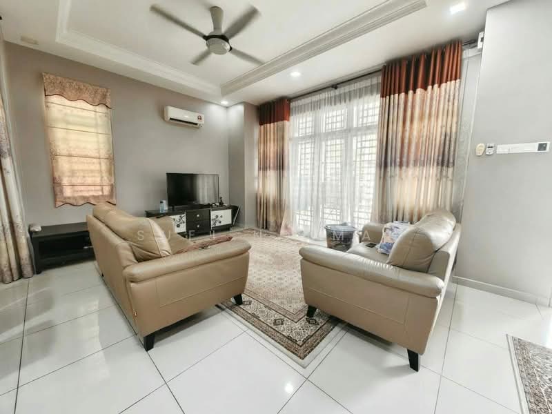 Cluster House for Sale in Johor Bahru (Johor) - Sufi Norman - Living Room - PropertyGuru.com.my