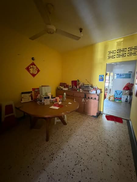 2-storey Terraced House for Sale in Taman Kepong (Kepong) - Ken Lai - Dining Room - PropertyGuru.com.my
