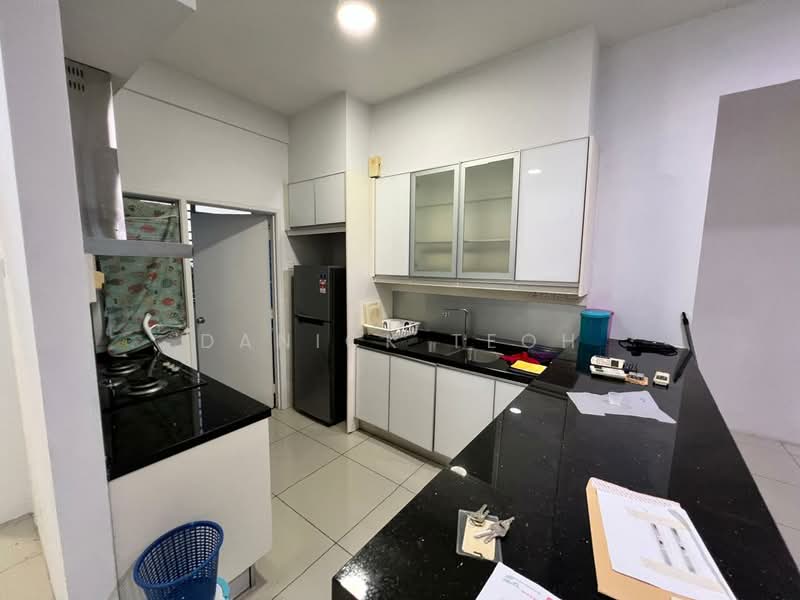 Condominium for Rent at The Peak Residences - Danick Teoh - Kitchen - PropertyGuru.com.my