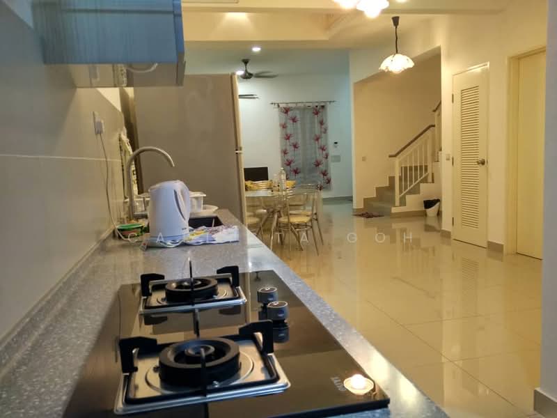 Rumah Teres 2.5 Tingkat untuk Dijual di Setia Utama (Setia Alam) - Callista Goh - Kitchen - PropertyGuru.com.my