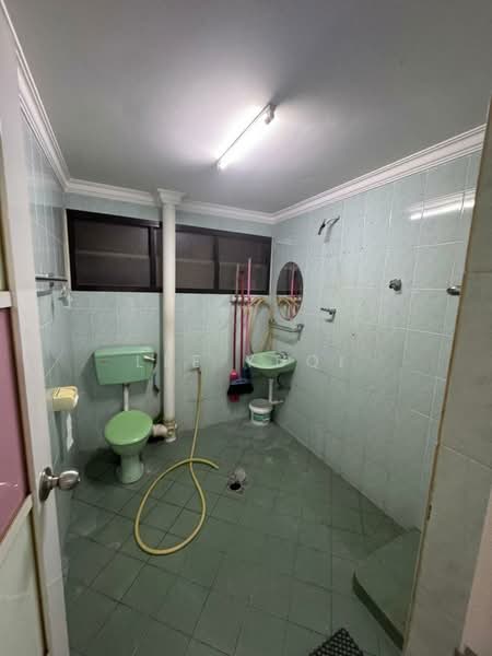 Pangsapuri untuk Disewa di Taman Megah Cheras Apartment (Phase 1B) - Lee Yuqi - Bathroom - PropertyGuru.com.my