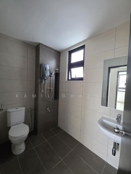 Rumah Teres untuk Dijual di Presint 15 (Putrajaya) - Kamil Ghazali - Bathroom - PropertyGuru.com.my
