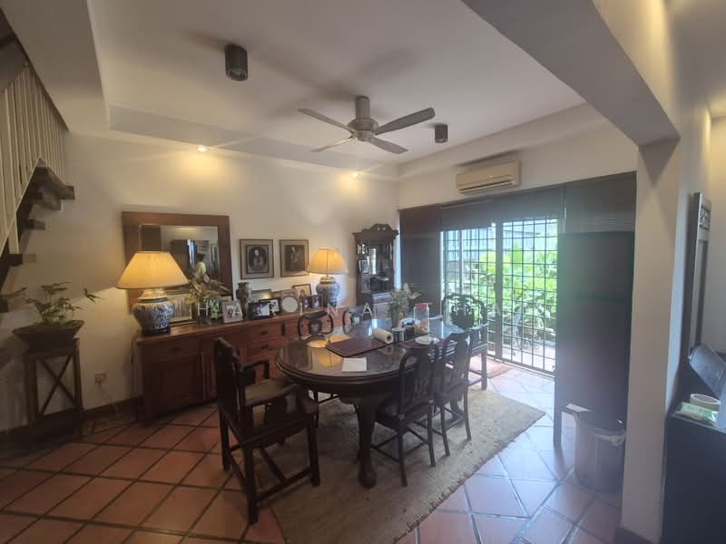 3-storey Terraced House for Sale in Ampang Jaya (Ampang) - Sharina Tham - Dining Room - PropertyGuru.com.my