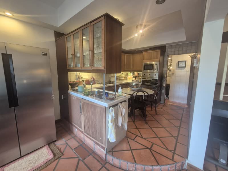 3-storey Terraced House for Sale in Ampang Jaya (Ampang) - Sharina Tham - Kitchen - PropertyGuru.com.my