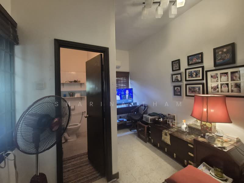 3-storey Terraced House for Sale in Ampang Jaya (Ampang) - Sharina Tham - Bathroom - PropertyGuru.com.my