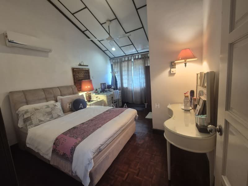 3-storey Terraced House for Sale in Ampang Jaya (Ampang) - Sharina Tham - Bedroom - PropertyGuru.com.my