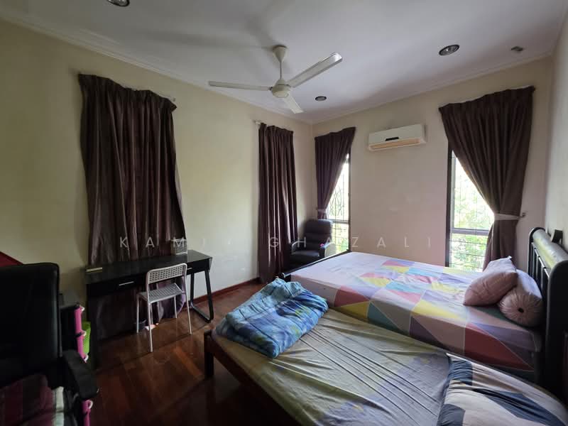 Rumah Berkembar untuk Dijual di Presint 15 (Putrajaya) - Kamil Ghazali - Bedroom - PropertyGuru.com.my