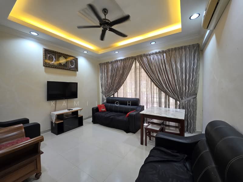 Rumah Berkembar untuk Dijual di Presint 15 (Putrajaya) - Kamil Ghazali - Living Room - PropertyGuru.com.my