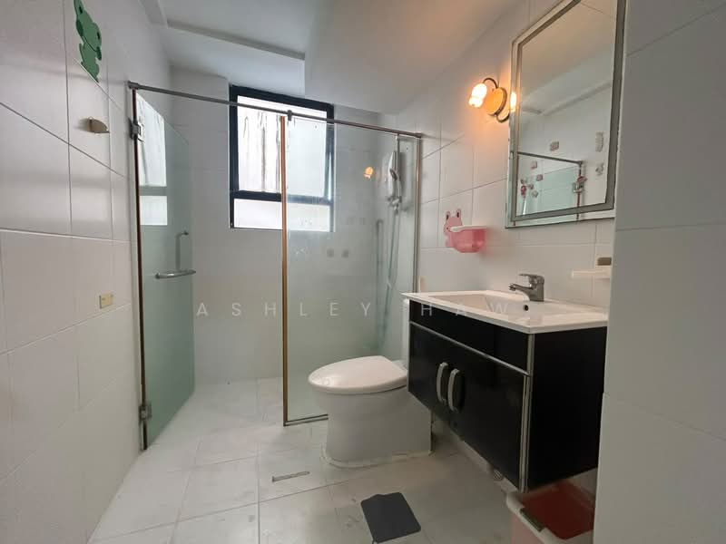 Kondominium untuk Dijual di Mont Kiara Pines - Ashley Haw - Bathroom - PropertyGuru.com.my