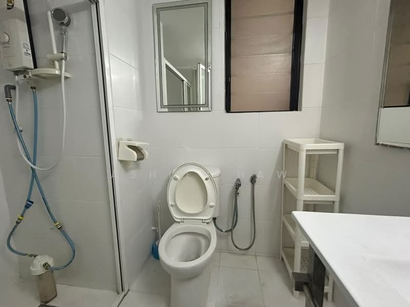 Kondominium untuk Dijual di Mont Kiara Pines - Ashley Haw - Bathroom - PropertyGuru.com.my