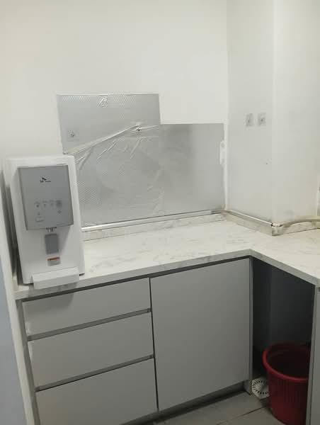 Servis Apartment untuk Disewa di SkyLake Residence - Hanz Low - Kitchen - PropertyGuru.com.my