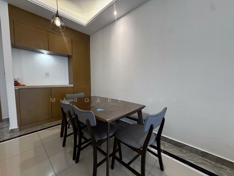 Condominium for Rent at R&F Princess Cove Phase 2-Seine Region - Margaret Moo - Dining Room - PropertyGuru.com.my