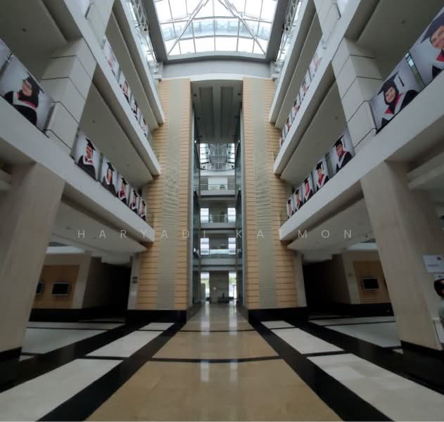 Pejabat untuk Disewa di Cyberjaya (Selangor) - Haryadi Katmon - Lobby - PropertyGuru.com.my