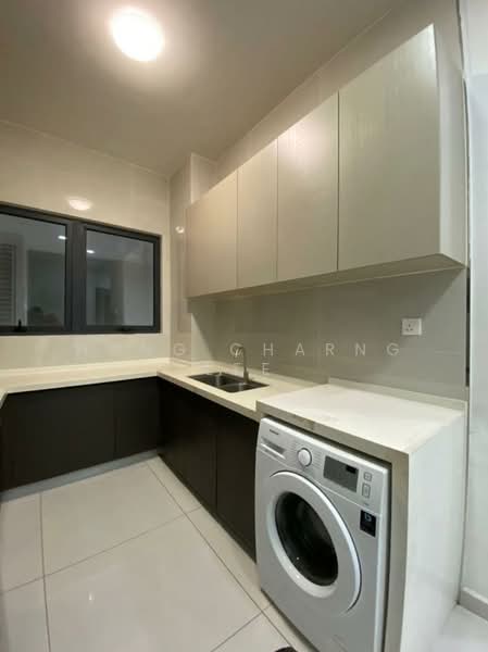 Condominium for Rent at Bay Point @ Country Garden Danga Bay - Hong Charng Lee - Kitchen - PropertyGuru.com.my