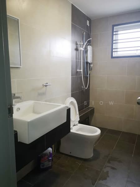 Rumah Teres 2 Tingkat untuk Disewa di Masai (Johor) - Edward Siow - Bathroom - PropertyGuru.com.my