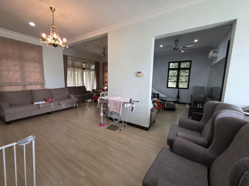 Rumah Banglo untuk Dijual di Presint 14 (Putrajaya) - Fakhzan Badiran - Living Room - PropertyGuru.com.my