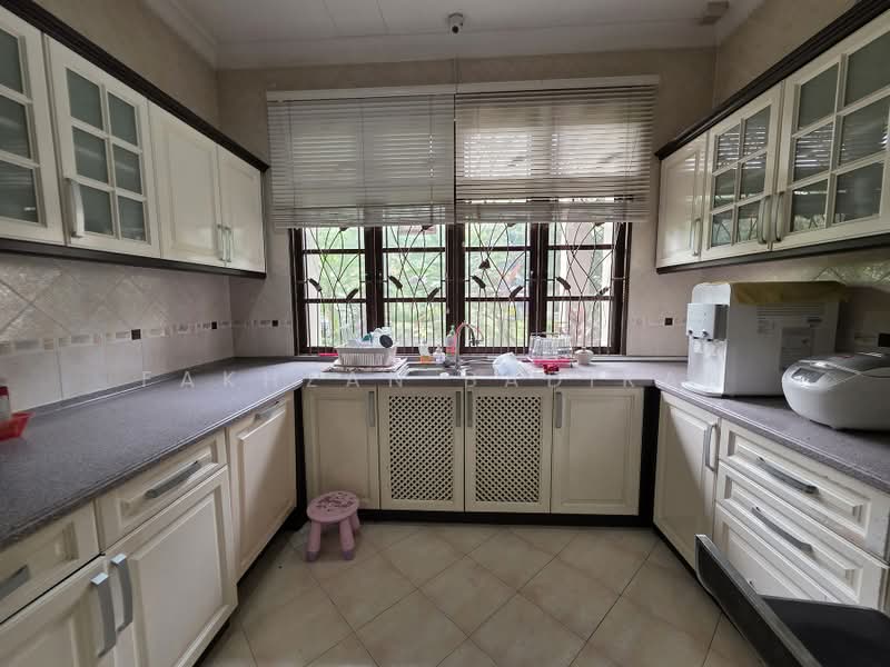 Rumah Banglo untuk Dijual di Presint 14 (Putrajaya) - Fakhzan Badiran - Kitchen - PropertyGuru.com.my