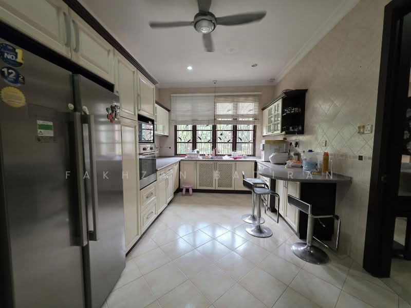 Rumah Banglo untuk Dijual di Presint 14 (Putrajaya) - Fakhzan Badiran - Kitchen - PropertyGuru.com.my