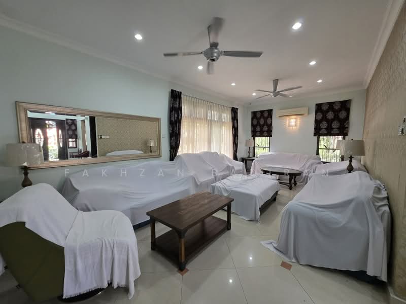 Rumah Banglo untuk Dijual di Presint 14 (Putrajaya) - Fakhzan Badiran - Living Room - PropertyGuru.com.my