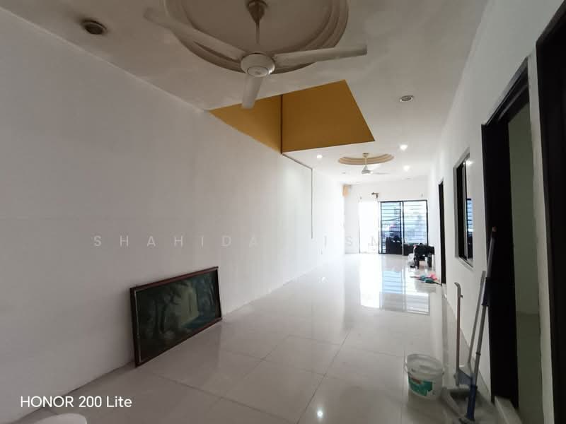 Rumah Teres 1 Tingkat untuk Dijual di Taman Sri Serdang (Seri Kembangan) - Shahidan Ismail - Interior - PropertyGuru.com.my