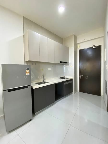 Condominium for Rent at Amberside @ Country Garden Danga Bay - Hong Charng Lee - Kitchen - PropertyGuru.com.my