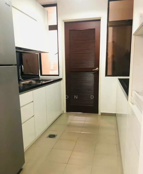 Kondominium untuk Disewa di Aloha Tower Condominium - Brandon Ding - Kitchen - PropertyGuru.com.my