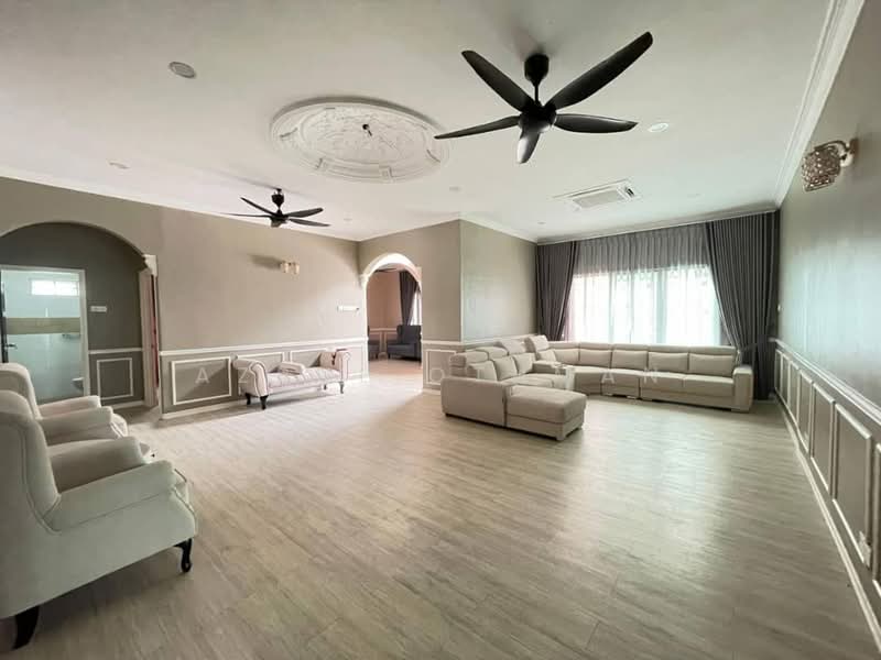 Rumah Banglo untuk Dijual di Senawang (Negeri Sembilan) - Azrul Othman - Living Room - PropertyGuru.com.my