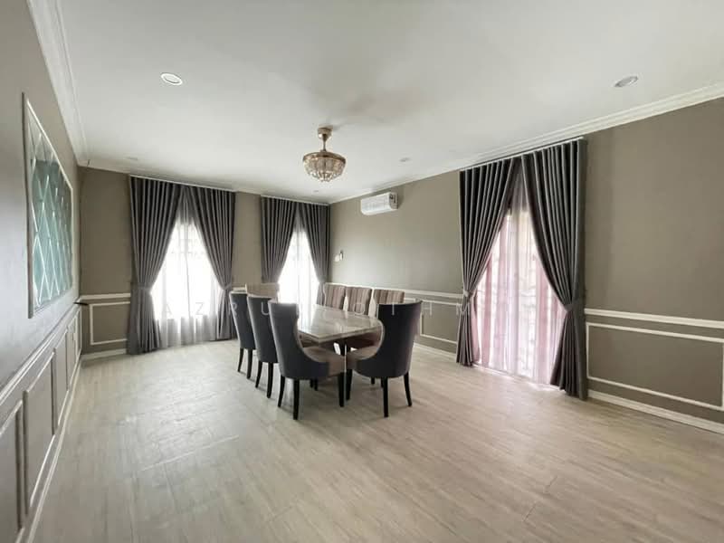 Rumah Banglo untuk Dijual di Senawang (Negeri Sembilan) - Azrul Othman - Dining Room - PropertyGuru.com.my