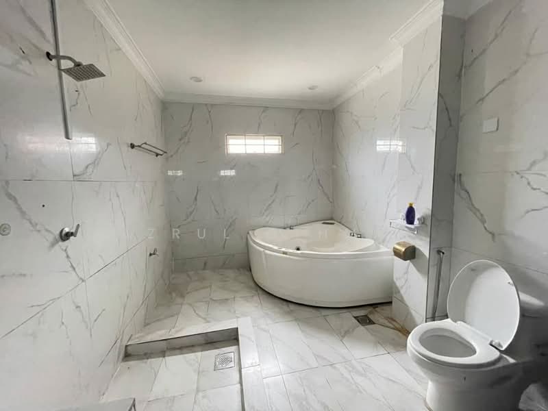Rumah Banglo untuk Dijual di Senawang (Negeri Sembilan) - Azrul Othman - Bathroom - PropertyGuru.com.my